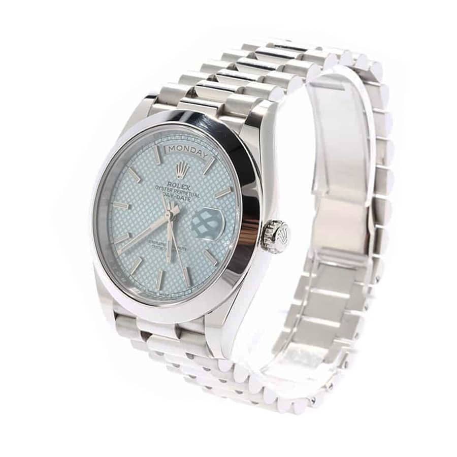 rolex-day-date-ice-blue-dial-platinum-228206-replica Rolex Day Date Ice Blue Baguette Dial Platinum Presidential 228206 Replica - Image 2