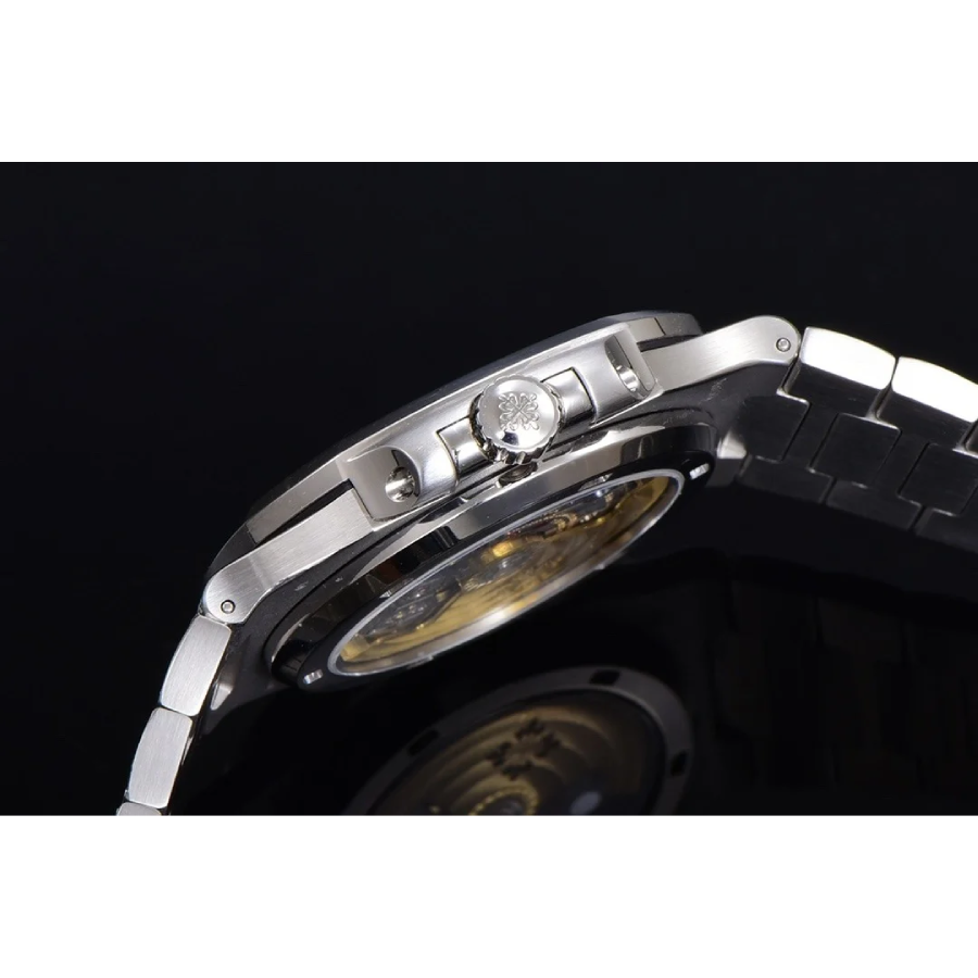 Emerald-Bezel-5711-Replica-2 Emerald Bezel 5711 Replica - Image 3