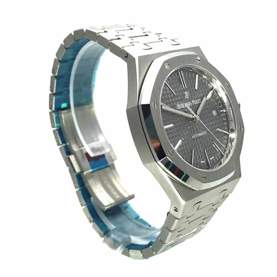 audemars-piguet-royal-oak-selfwinding-gray-replica-1 Audemars Piguet Royal Oak 15400ST.OO.1220ST.04 Replica - Image 4