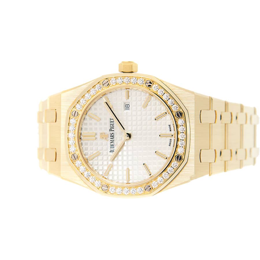 audemars-piguet-royal-oak-selfwinding-yellow-gold-67651ba-zz-1261ba-01-replica-1 Audemars Piguet Diamond Bezel Replica - Image 3