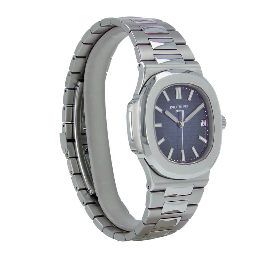 patek-philippe-nautilus-steel-5711-1a-blue-dial-repl Patek 5711 Replicav - Image 2